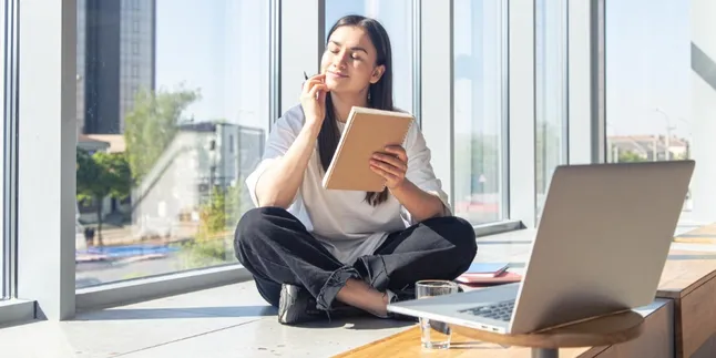 8 Ways to Get Out of Your Comfort Zone Without Disrupting Life, Don't Delay Any Longer