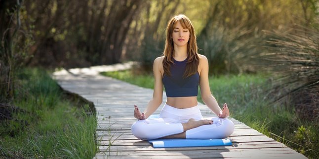 8 Meditation Techniques to Calm the Mind, Easy to Do!