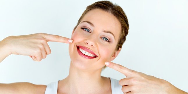 8 Cara Memutihkan Gigi Dengan Garam, Simpel, Praktis dan Efektif!