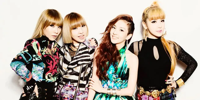8 Juli 2013, 2NE1 Comeback Dengan Lagu 'Falling in Love'
