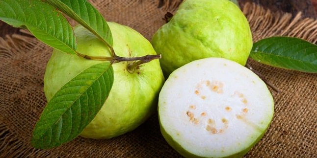 8 Benefits of Crystal Guava for Health, from Eyes - Face