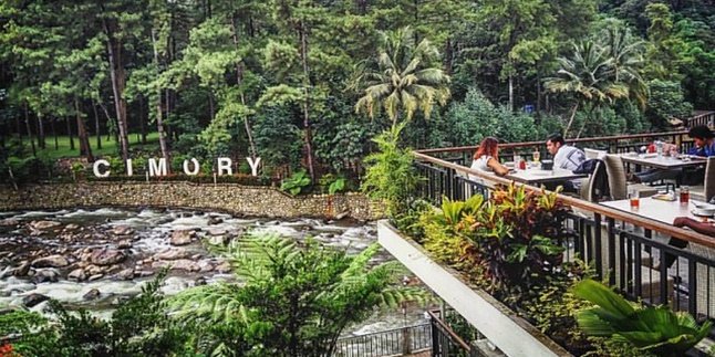 8 Recommendations for Eating Places in Puncak Bogor with Delicious Dishes and Beautiful Scenery