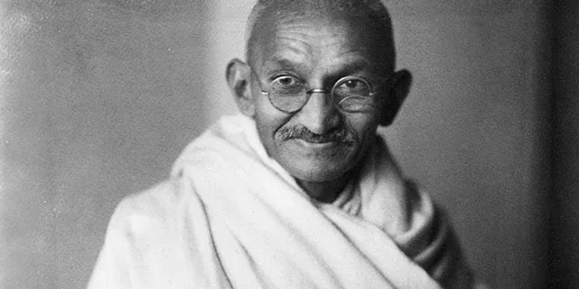 80 Kata-Kata Mahatma Gandhi yang Penuh akan Makna dan Menyejukkan