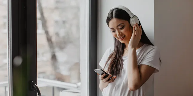 80 Rekomendasi Lagu Korea Easy Listening Populer, Cocok Didengar saat Santai - Sambil Bekerja