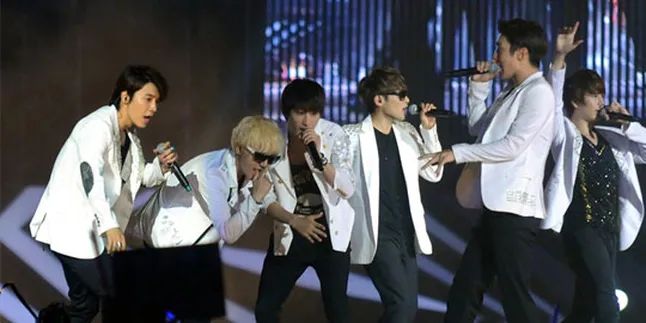 9 Maret 2013, Super Junior - Sistar - SHINee Konser di Jakarta!