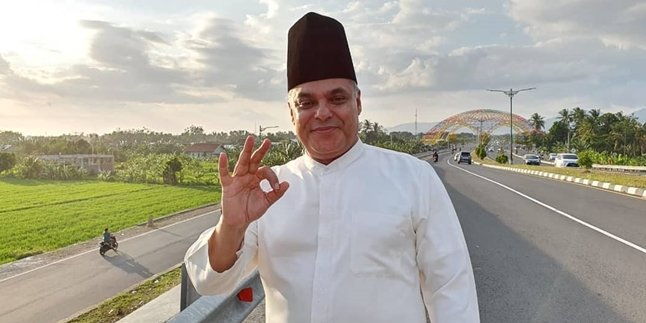 9 Latest Photos of Religious Singer Haddad Alwi, Longed for by Fans