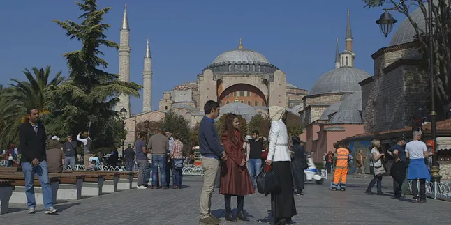 '99 CAHAYA DI LANGIT EROPA PART 2' Pusatkan Cerita di Turki