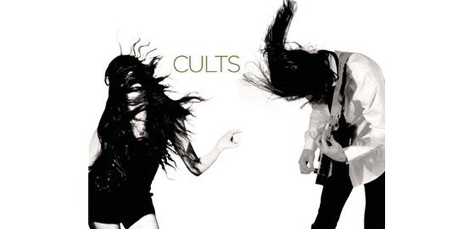 Cults,'GO OUTSIDE,' Debut Yang Memukau