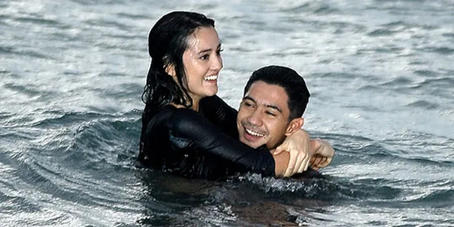 'BROKENHEARTS', Mengikhlaskan Cinta untuk Sahabat