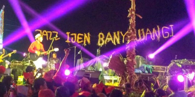 Mendaki 3 Kilometer Demi Jazz Ijen Banyuwangi 2015