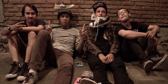 Morfem 'SNEAKERFUZZ', Album Sang Jawara Liar Yang Berisik