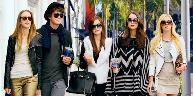 [Review] 'THE BLING RING', Aksi Pencurian di Rumah Selebriti