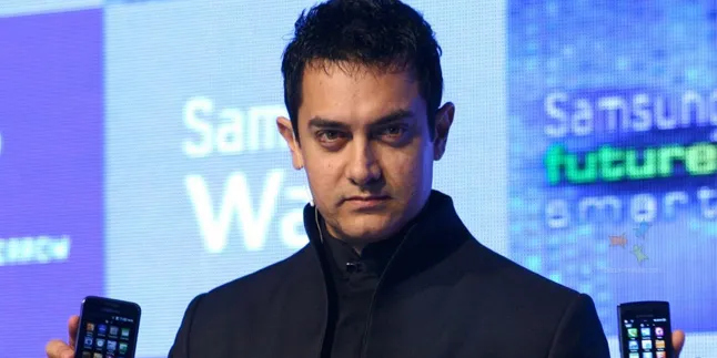 Aamir Khan - Anushka Sharma Pecahkan Rekor Ciuman Terlama?