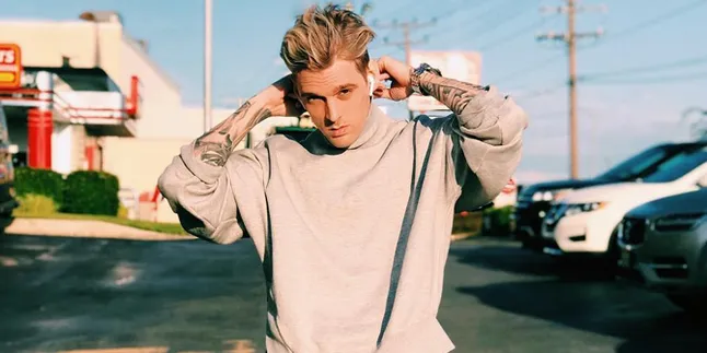 Aaron Carter Tepis Rumor Kehamilan Pacarnya