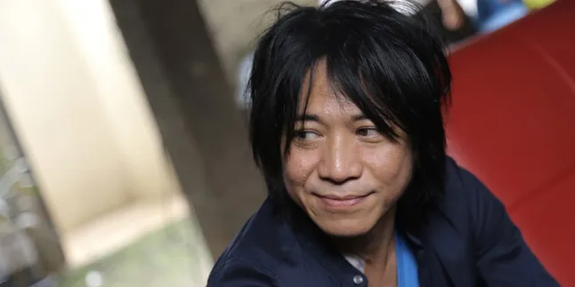 Abdee Negara Ingatkan Pentingnya Minum Air Putih