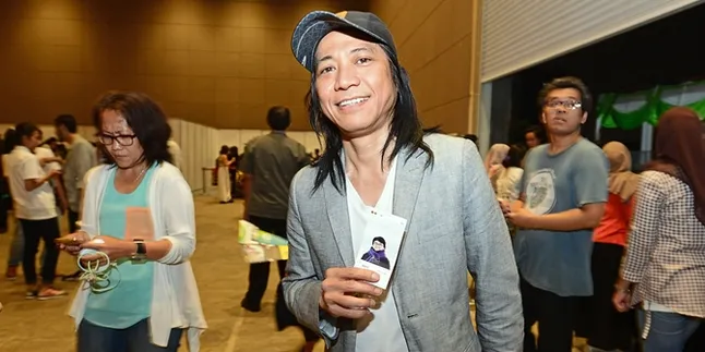 Abdee Slank Hanya Lempar Senyum Saat Ditanya Rumah Tangga