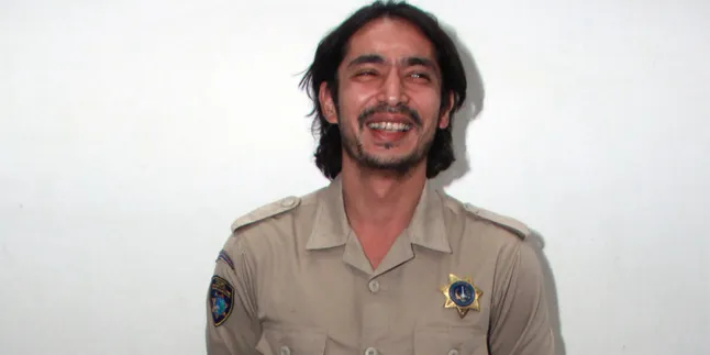 Abimana Aryasatya Santai Perankan Dono, Istri Malah Terbebani Abimana Aryasatya Santai Perankan Dono, Istri Malah Terbebani