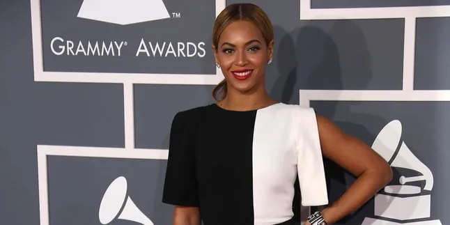Absen di Pernikahan Kim Kardashian, Ini Alasan Beyonce Knowles Absen di Pernikahan Kim Kardashian, Ini Alasan Beyonce Knowles