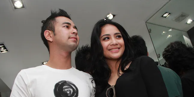 Acara Pengajian di Rumah Raffi Ahmad Lebih Santai