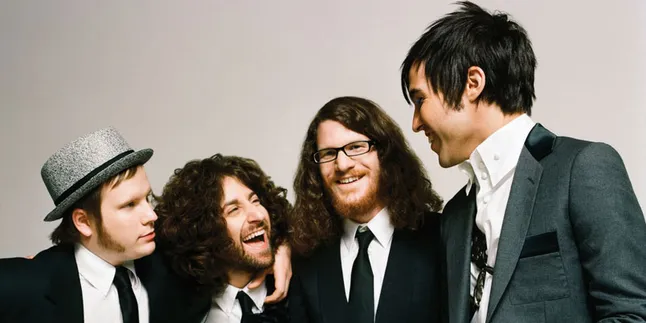 Ada Courtney Love dan Elton John di Album Baru Fall Out Boy