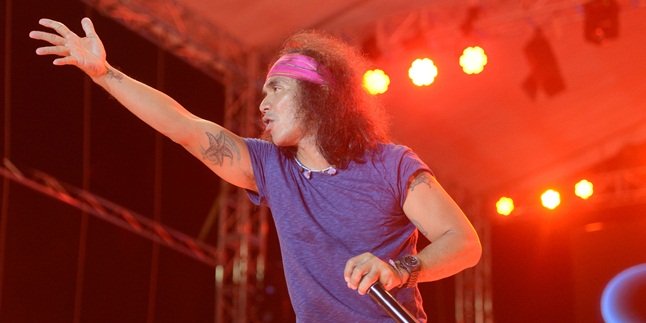 Ada Keributan di Konser 34 Tahun Slank, Kaka Ngamuk di Atas Panggung