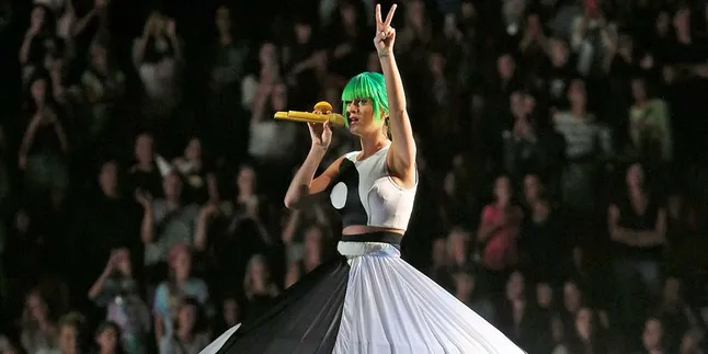 Ada Urusan, Katy Perry Langsung Pulang Usai Konser di Indonesia
