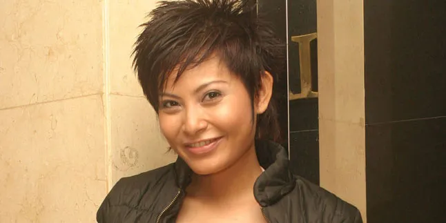 Ade Herlina Bangga Bertubuh Kurus