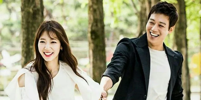 Adegan Ciuman Park Shin Hye - Kim Rae Won Kesalahan Sutradara Adegan Ciuman Park Shin Hye - Kim Rae Won Kesalahan Sutradara