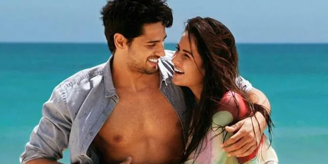 Adegan Ranjang Katrina Kaif dan Siddharth Malhotra, Super Hot! Adegan Ranjang Katrina Kaif dan Siddharth Malhotra, Super Hot!