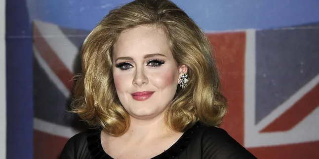Adele - Skyfall Menang Original Song di Oscar 2013