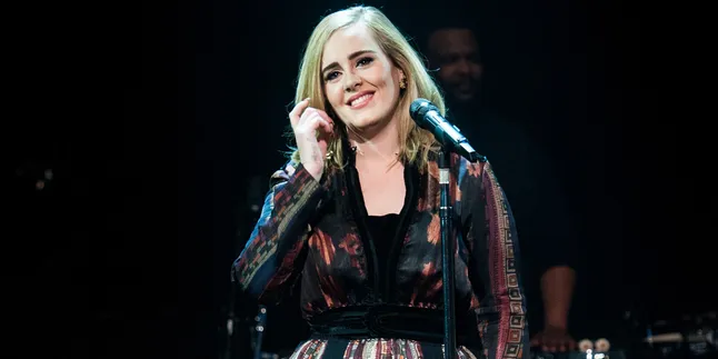Adele Tolak Bayaran 15 Miliar Lebih Untuk Tampil di Timur Tengah