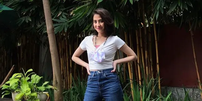 Adhisty Zara Sempat Positif Covid-19, Rasakan Pusing yang Tak Tertolong Hingga Sesak di Dada Adhisty Zara Sempat Positif Covid-19, Rasakan Pusing yang Tak Tertolong Hingga Sesak di Dada
