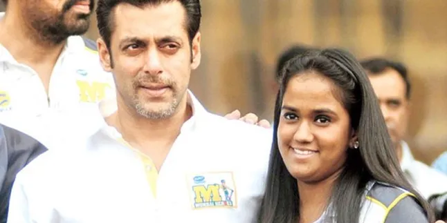 Adik Adopsi Nikah, Salman Khan Persembahkan Pesta Super Mewah