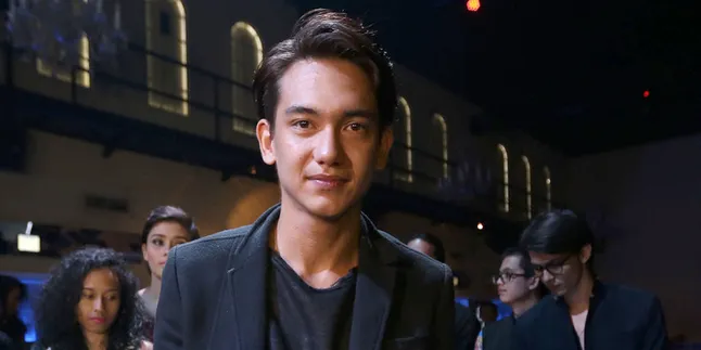 Adipati Dolken Harus Punya Ini Sebelum Nikahi Gadis Pujaannya