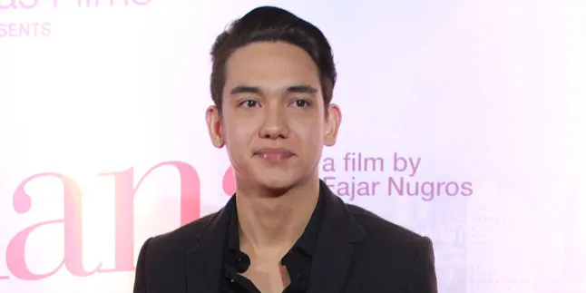 Adipati Dolken Sukses Dapatkan Piala Citra Pertamanya