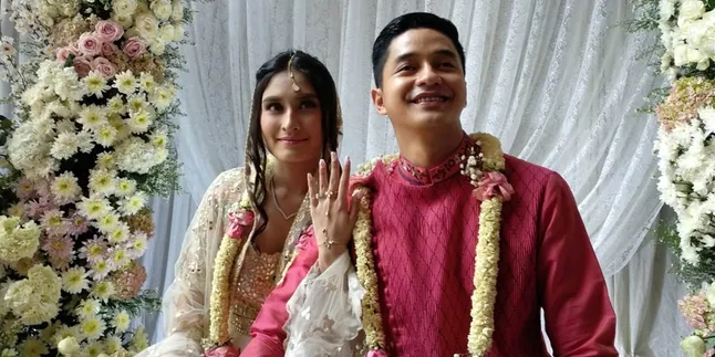Adly Fairuz dan Angbeen Rishi Mengaku Jarang Berantem Jelang Lamaran