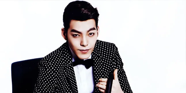 Aegyo Mana, Kim Woo Bin vs Park Hyung Sik ZE:A?