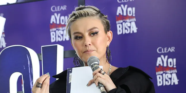 Agnez Mo Ibaratnya Pelari Sprint, Sementara Netizen Itu Penontonnya