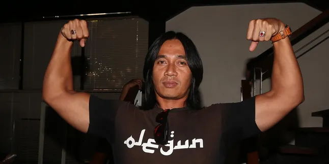 Agung Hercules Bagi Tips Unik Agar Nggak Cepat Pusing & Masuk Angin Saat Bepergian
