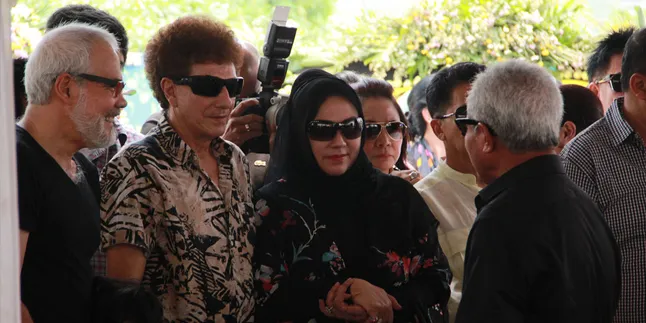 Ahmad Albar: Setahun Lalu, Suara Diana Nasution Masih Oke