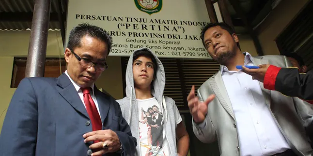 Ahmad Dhani: El Bisa Dicontoh Anak SMA Ahmad Dhani: El Bisa Dicontoh Anak SMA