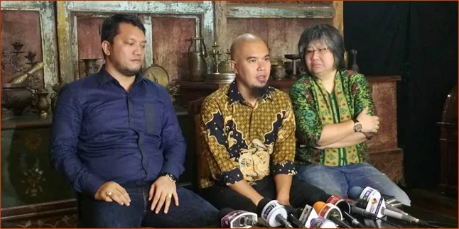 Ahmad Dhani Kebakaran Jenggot, Lidya Wongsonegoro Muncul Ahmad Dhani Kebakaran Jenggot, Lidya Wongsonegoro Muncul