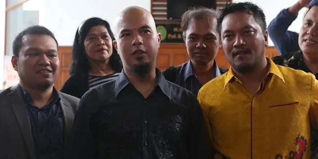 Ahmad Dhani Membentak & Teriak-Teriak di Persidangan, Mengapa? Ahmad Dhani Membentak & Teriak-Teriak di Persidangan, Mengapa?