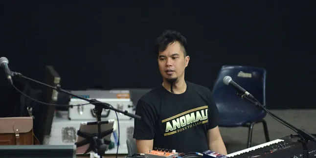 Ahmad Dhani: Pendidikan Tidak Harus di Sekolah