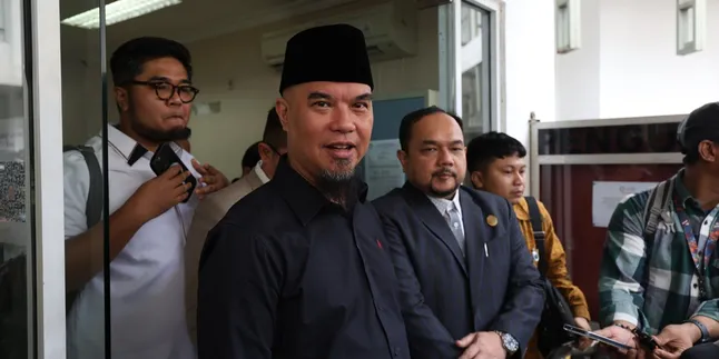 Ahmad Dhani Resmi Dilaporkan Balik Oleh Lita Gading Ahmad Dhani Resmi Dilaporkan Balik Oleh Lita Gading
