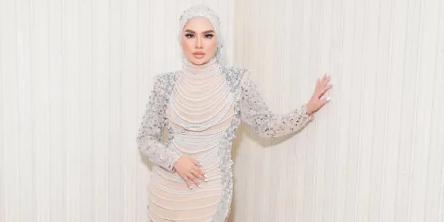 Aina Abdul Rilis Single yang Berjudul KASIH MERINTIH