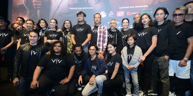 Air Mata Haru Iringi Pemutaran Perdana Film 'WIRO SABLENG'