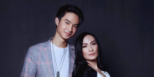 Ajak Devano Danendra ke Psikolog, Iis Dahlia: Bukan Sakit Mental! Ajak Devano Danendra ke Psikolog, Iis Dahlia: Bukan Sakit Mental!