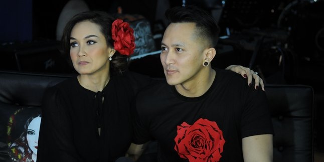 Ajak Kuntilanak Suti, Launching Mini Album Sara Wijayanto Seram