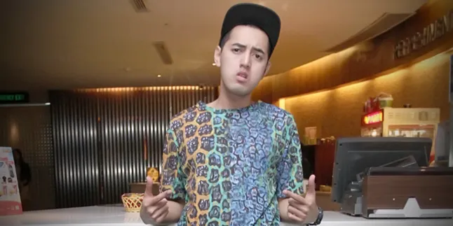 Ajak Main Film Bareng, Kemal Palevi Minta Bella Lepas Hijab?